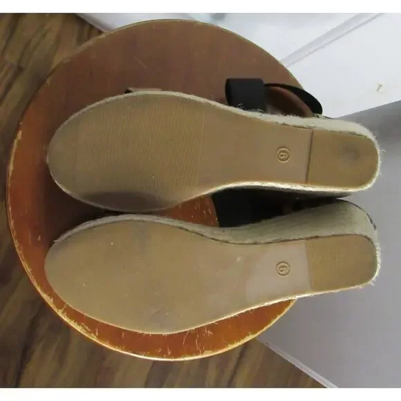 Leopard Wedge Sandals - Picture 4 of 4